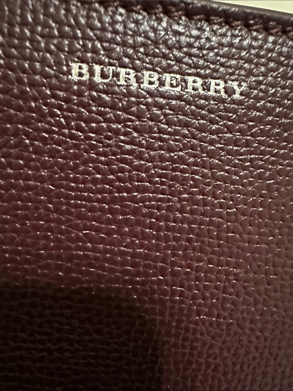 Burberry Banner Tote Bag in Burgundy Leather - Picture 8 of 15